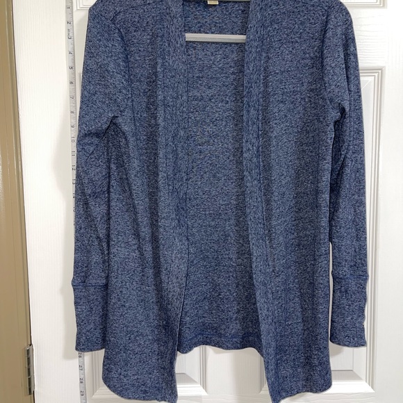 Michael Kors sweater - Picture 8 of 10